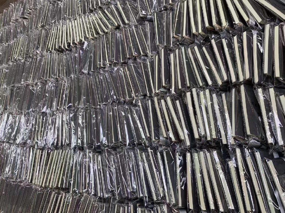 推動燙金工藝的發(fā)展，為筆記本內(nèi)頁印刷增添亮點(diǎn)